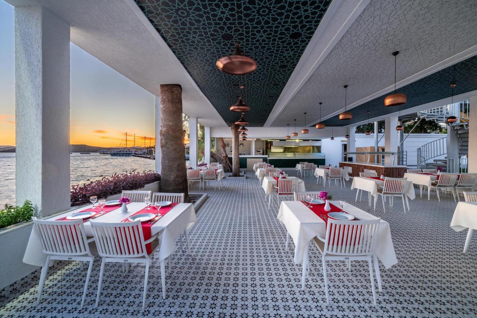 Labranda Tmt בודרום מראה חיצוני תמונה The restaurant