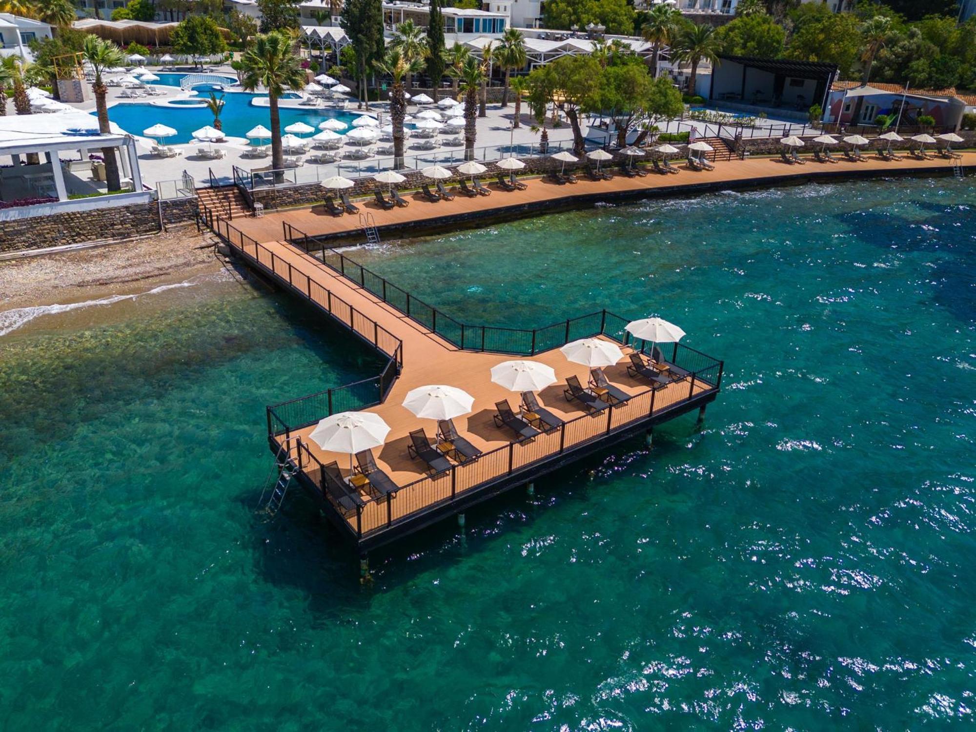 Labranda Tmt בודרום מראה חיצוני תמונה Aerial view of the pier at the hotel