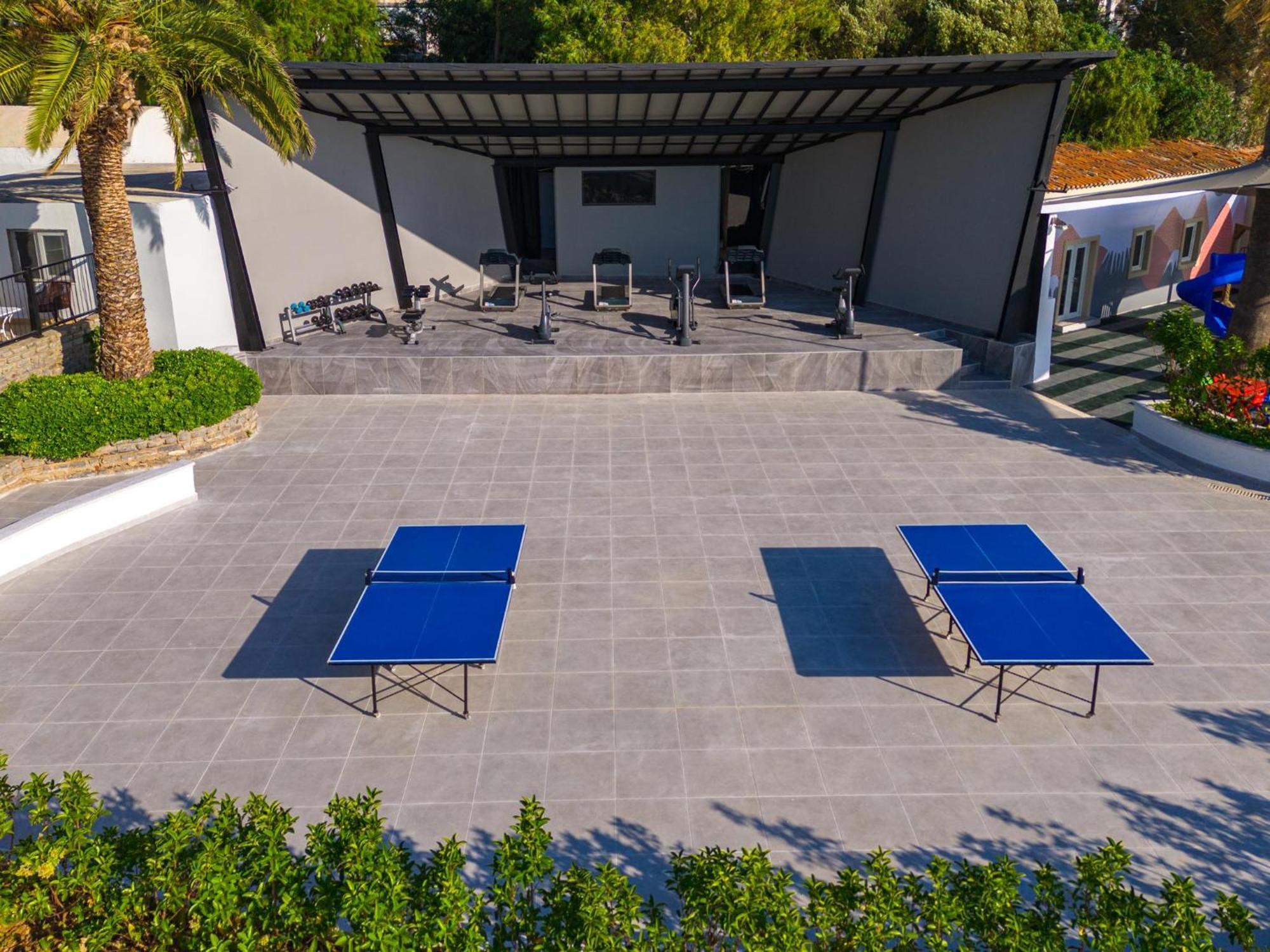 Labranda Tmt בודרום מראה חיצוני תמונה The table tennis area