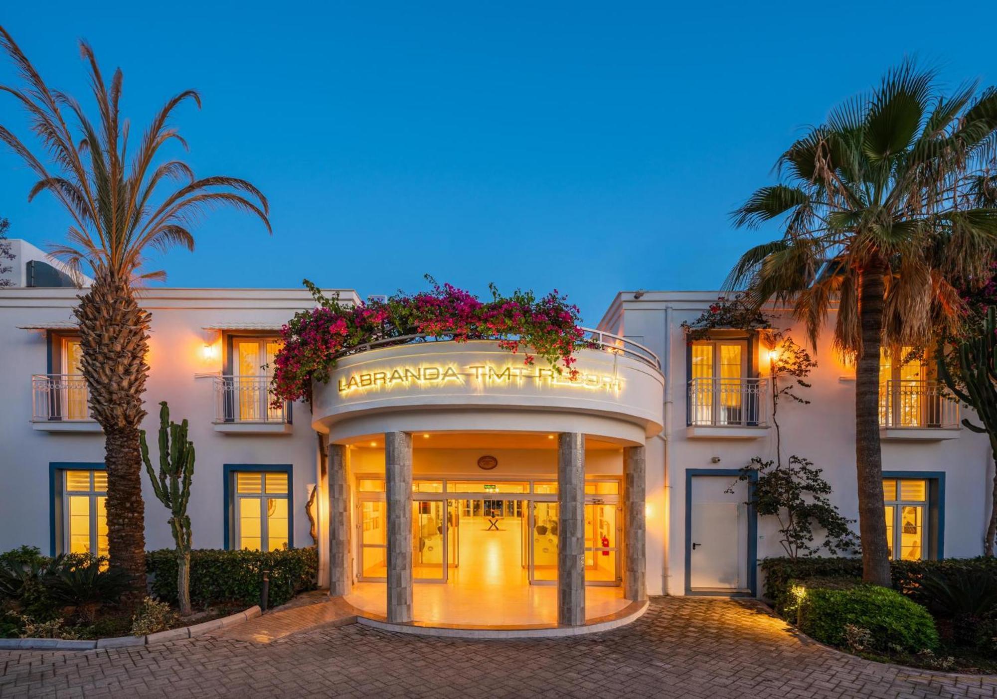 Labranda Tmt בודרום מראה חיצוני תמונה Entrance of the hotel